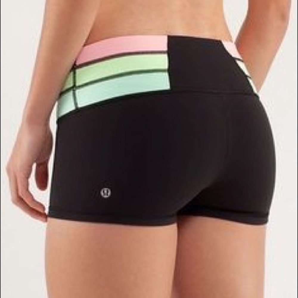 Lululemon Boogie Short - Picture 2 of 4